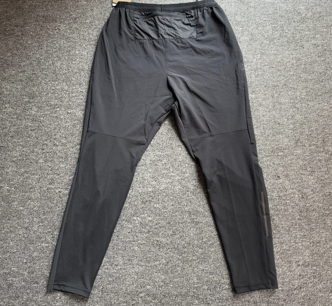 Nike Running Authentique Division
