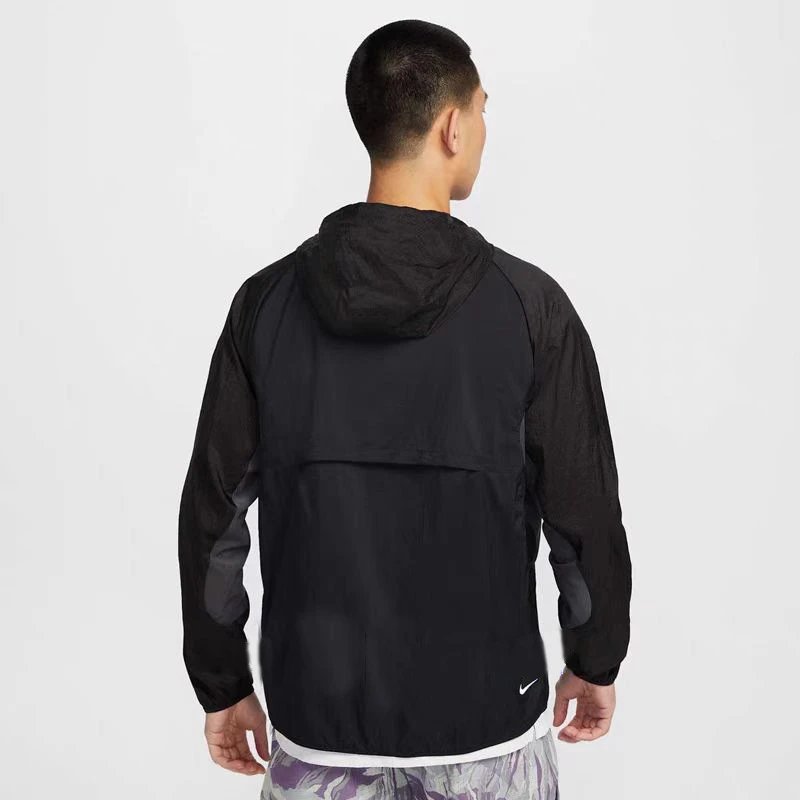 Nike Performance TRAIL AIREEZ - Veste coupe-vent
