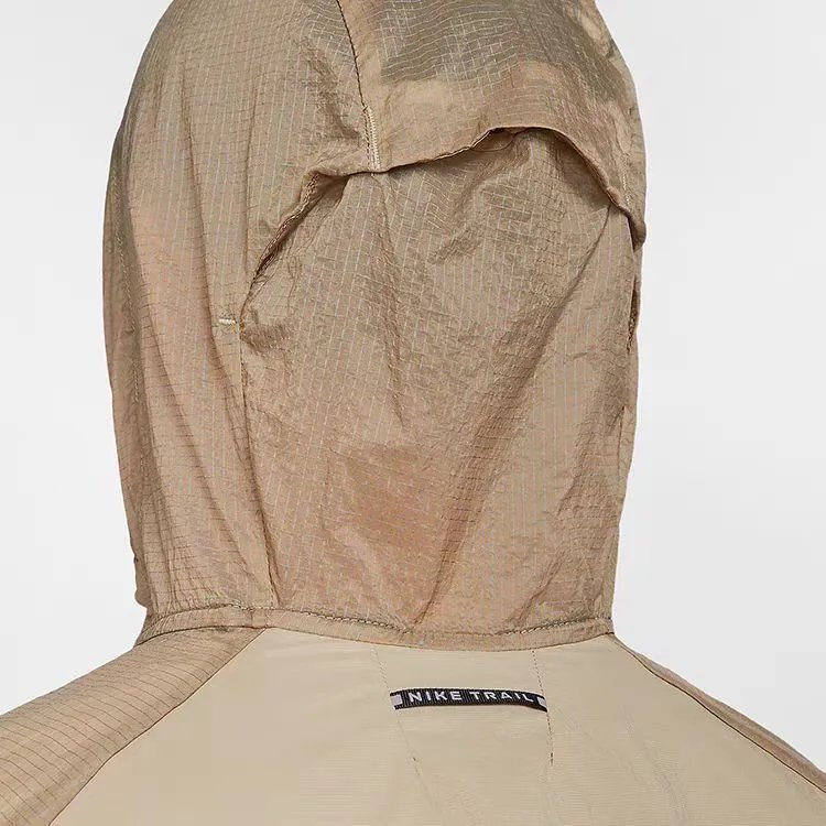 Nike Performance TRAIL AIREEZ - Veste coupe-vent